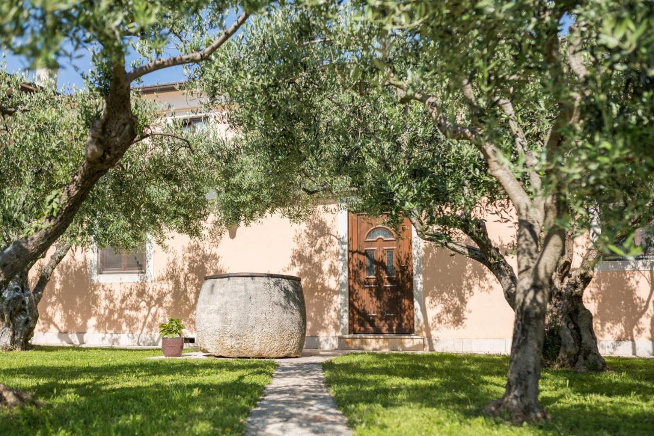 Bb Olive Bed & Breakfast Seget  Exterior photo